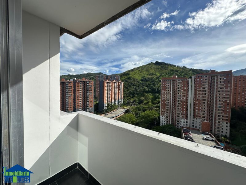 Apartamento en Arriendo en Loma De Los Bernal