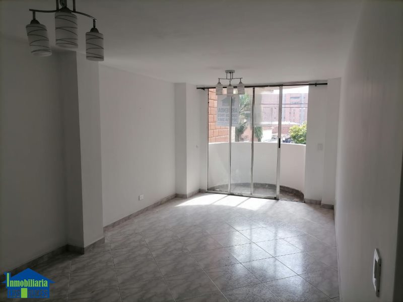 Apartamento en Arriendo en Laureles