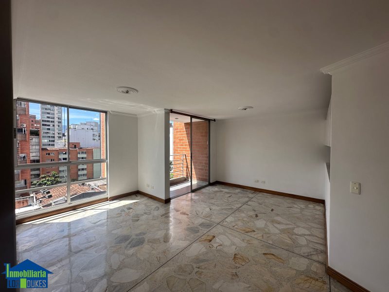 Apartamento en Arriendo en Laureles