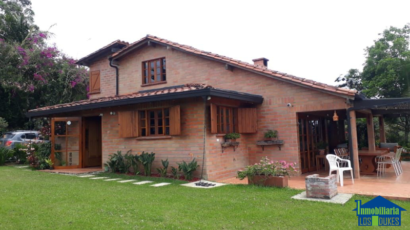 Casa-Finca en Venta en Rionegro