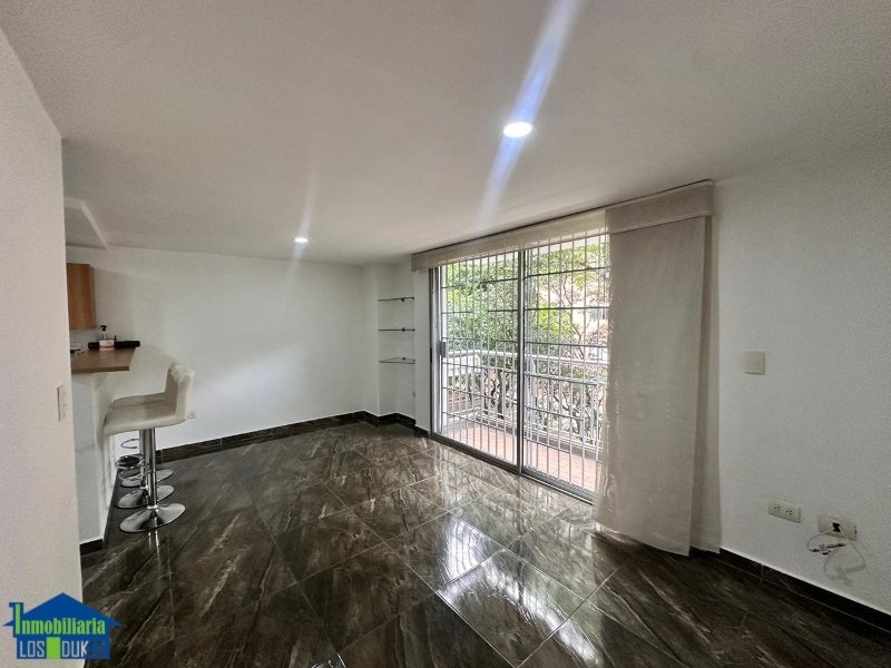 Apartamento en Arriendo en Laureles